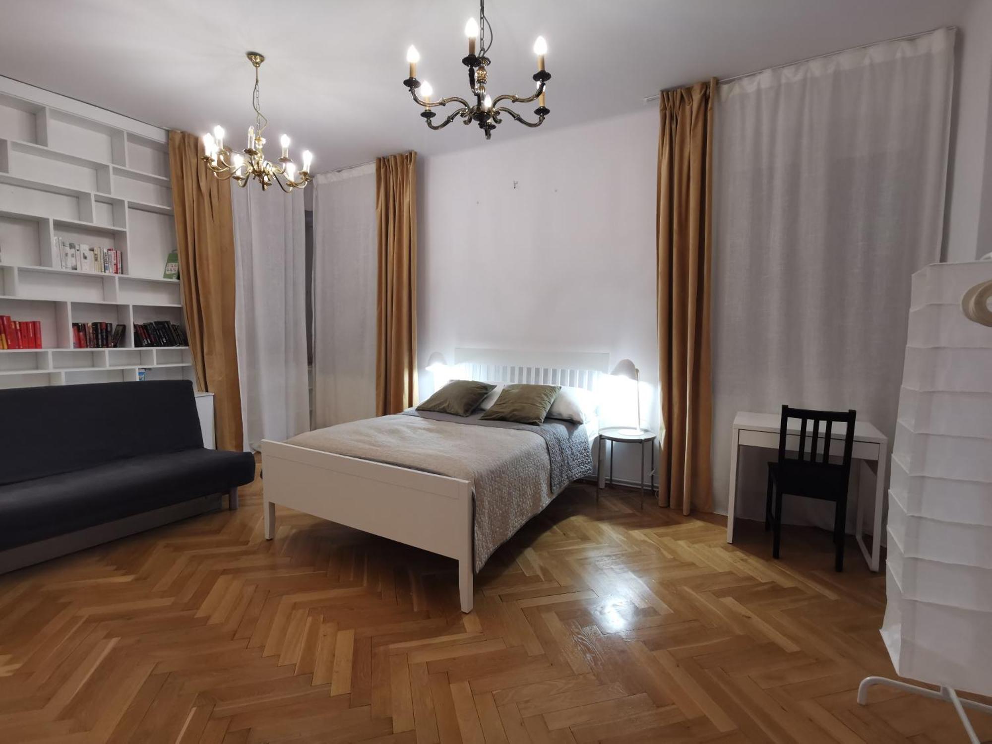 Cozy Spacious Apartment With Balcony Краков Экстерьер фото