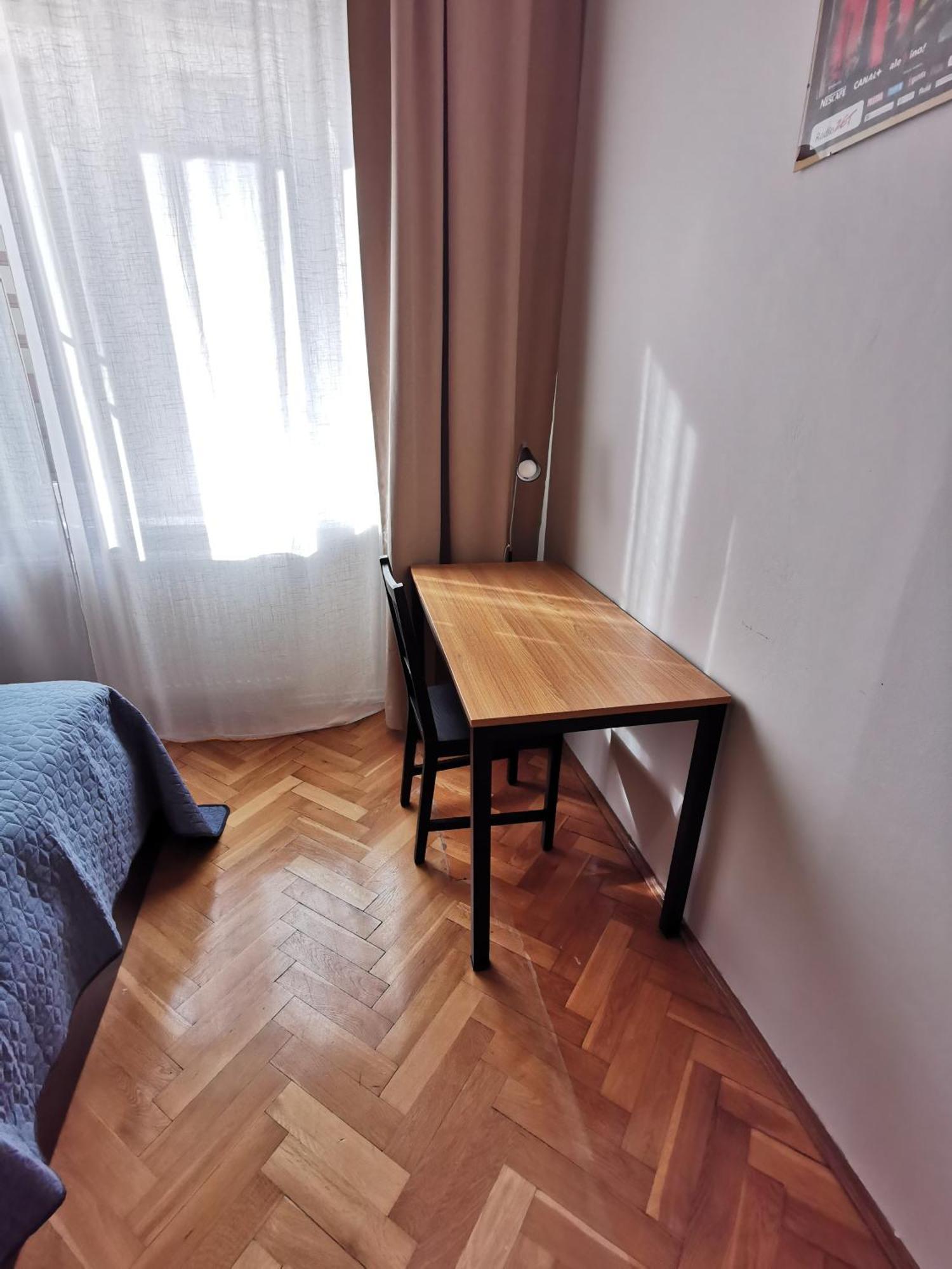 Cozy Spacious Apartment With Balcony Краков Экстерьер фото