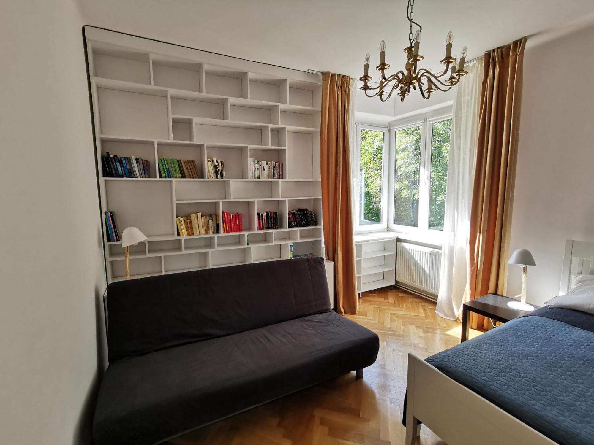 Cozy Spacious Apartment With Balcony Краков Экстерьер фото